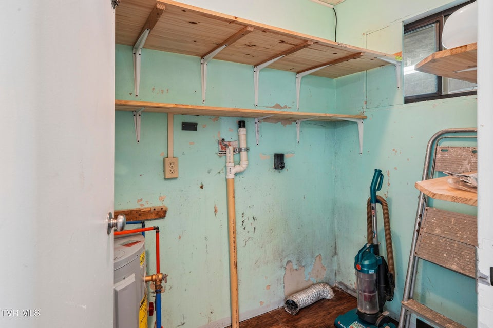 Photo #51: 551 Mocking Bird Court