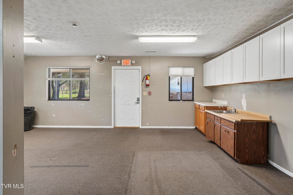 Photo #53: 551 Mocking Bird Court