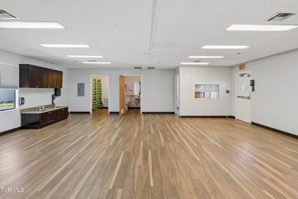 Photo #57: 551 Mocking Bird Court