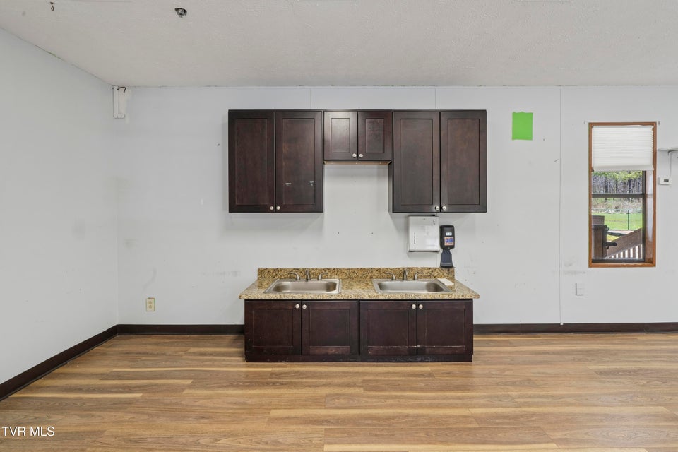 Photo #67: 551 Mocking Bird Court