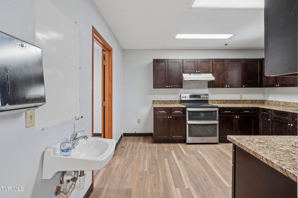 Photo #68: 551 Mocking Bird Court