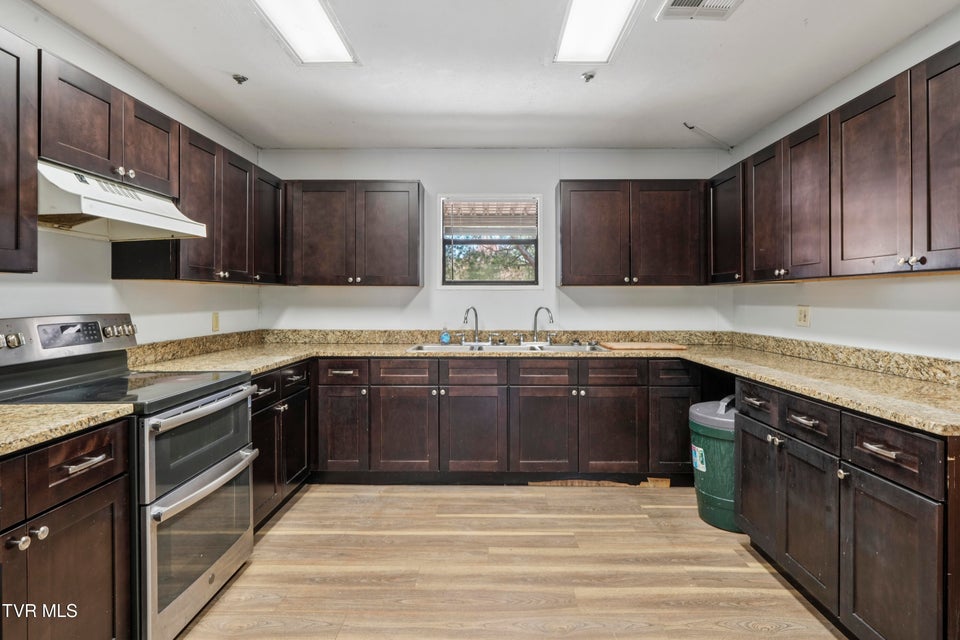 Photo #69: 551 Mocking Bird Court