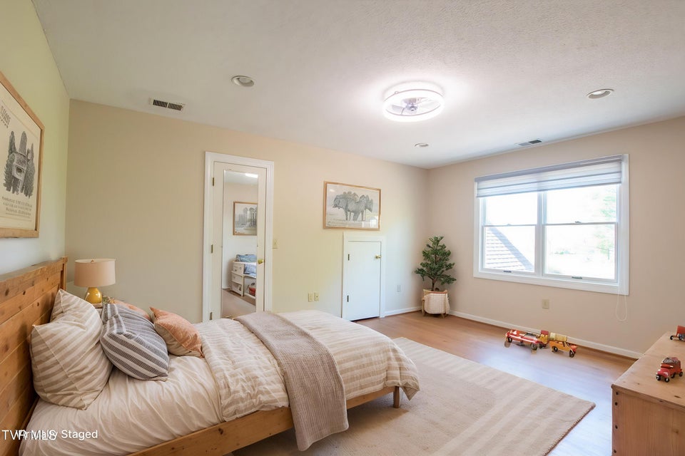 Photo #47: 64 Fairway Drive