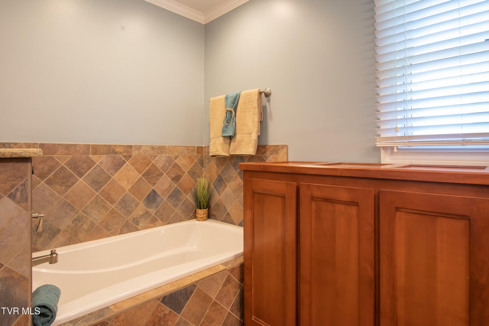 Photo #43: 64 Fairway Drive