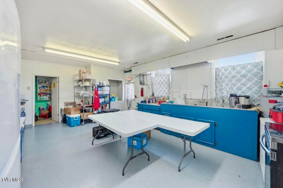 Photo #11: 300 Chilhowie Avenue