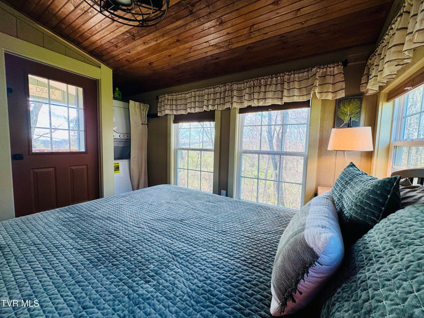 Photo #30: 639 Saylor Hill Road