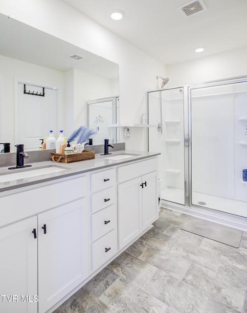 Photo #20: 2564 Bridgeforth Crossing