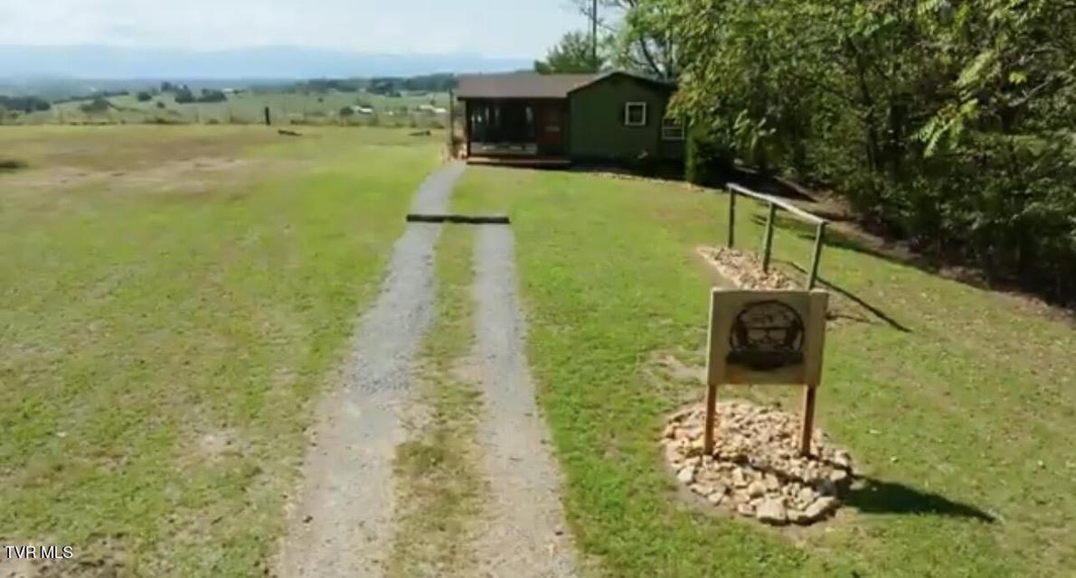 Photo #52: 639 Saylor Hill Road