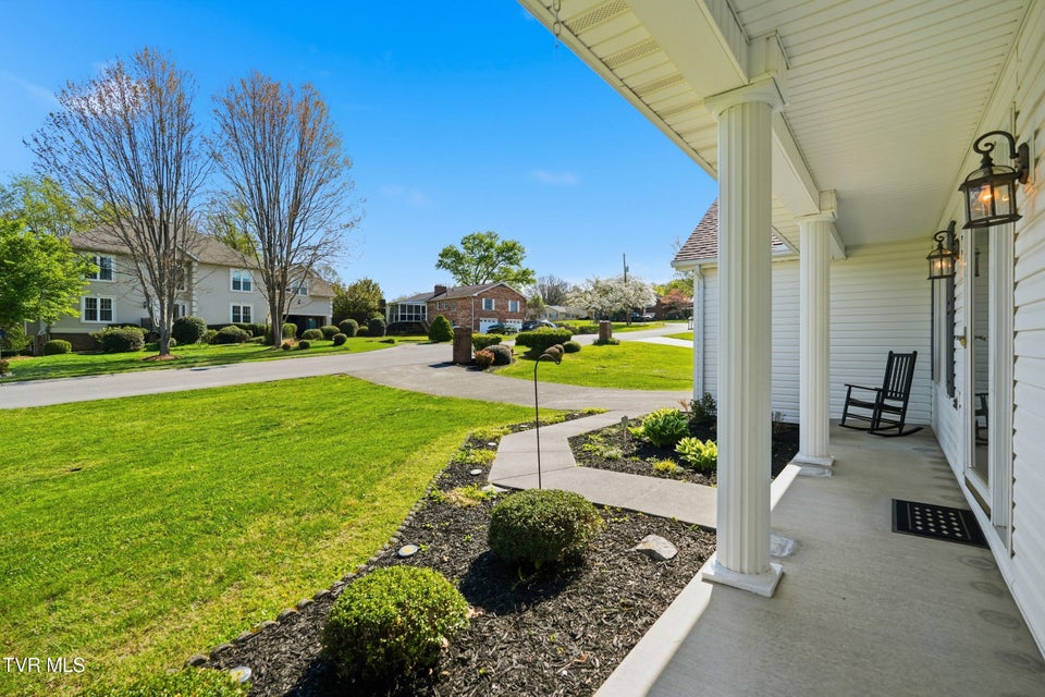 Photo #4: 4105 Sioux Drive