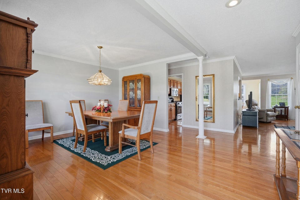 Photo #6: 4105 Sioux Drive