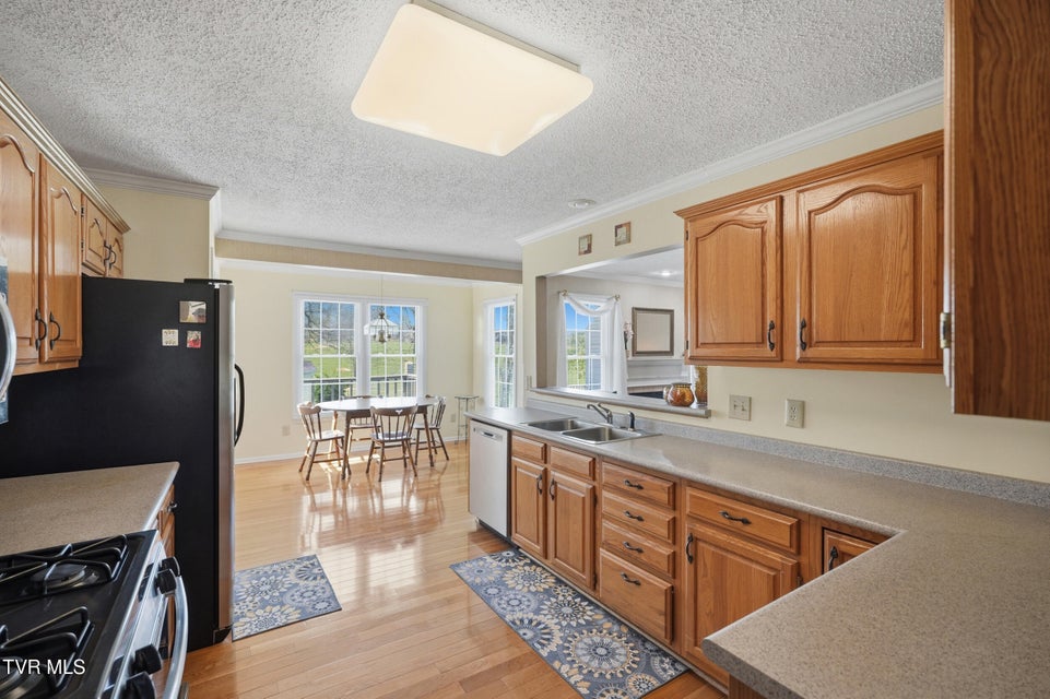 Photo #13: 4105 Sioux Drive