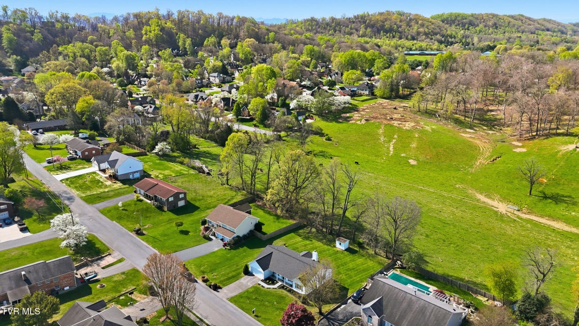 Photo #37: 4105 Sioux Drive