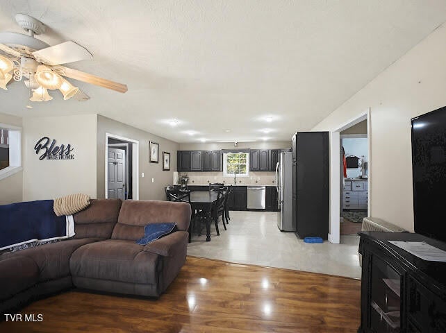 Photo #3: 1124 Oakdale Road