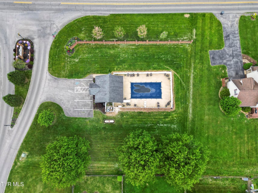 Photo #47: 319 Leslie Court