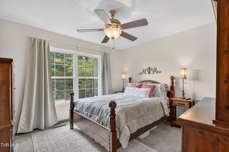 Photo #26: 319 Leslie Court