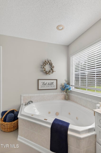 Photo #24: 319 Leslie Court