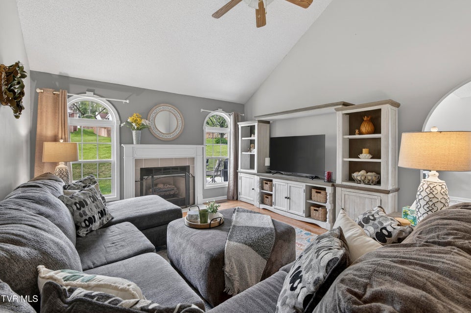 Photo #9: 319 Leslie Court