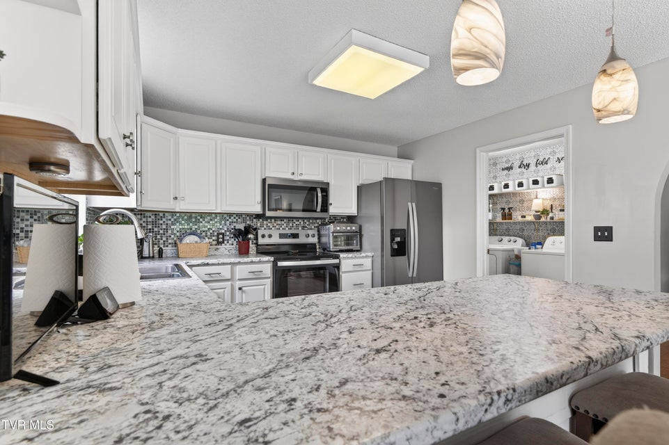 Photo #15: 319 Leslie Court