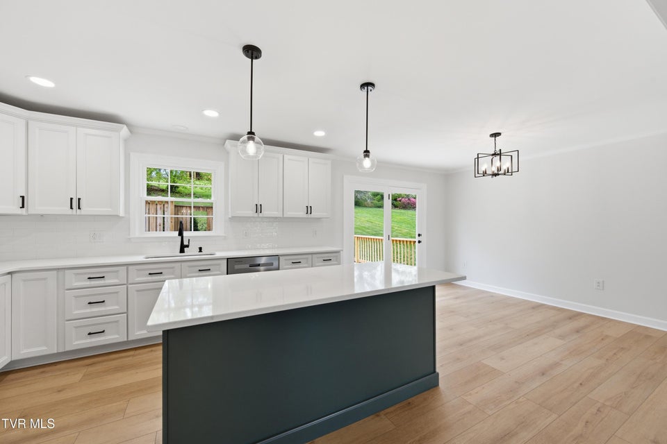 Photo #9: 20059 Mccray Drive