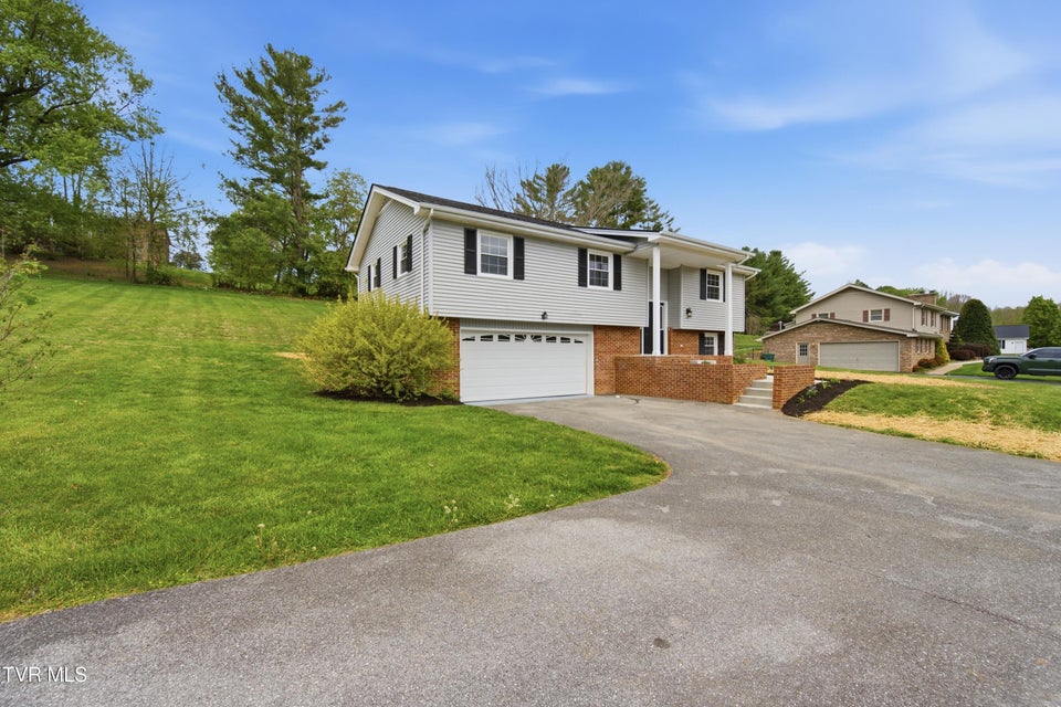 Photo #34: 20059 Mccray Drive