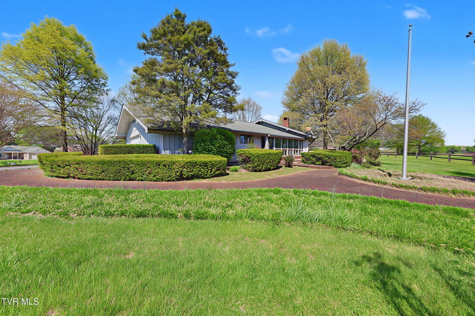 Photo #47: 310 Par Lane