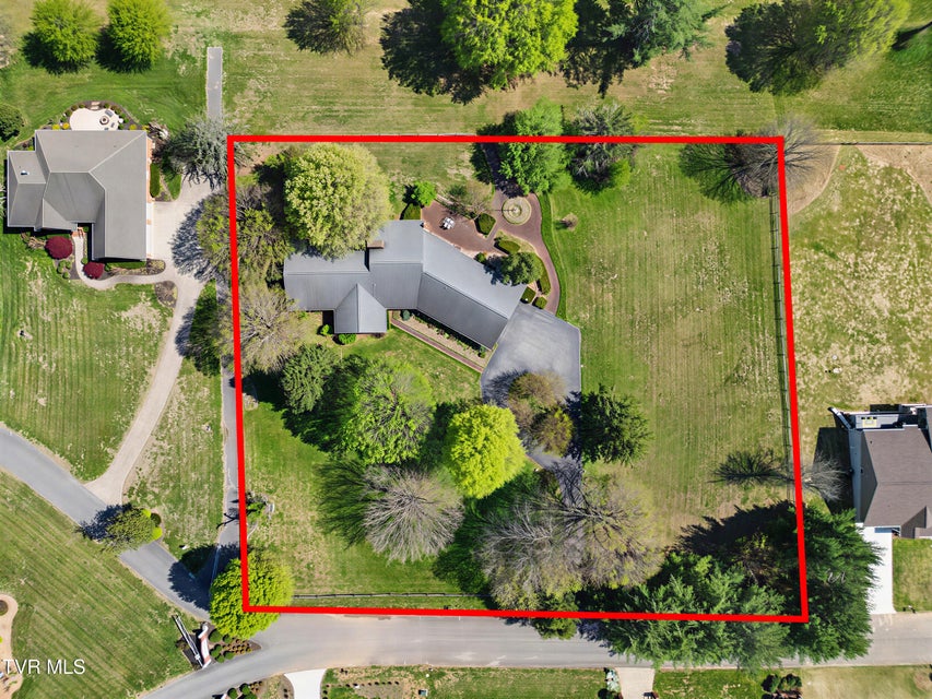 Photo #43: 310 Par Lane