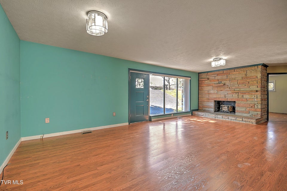 Photo #4: 4148 Skyland Drive