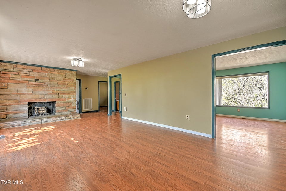 Photo #6: 4148 Skyland Drive