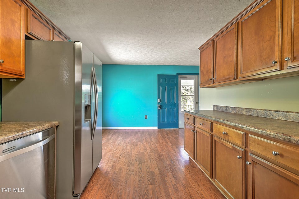 Photo #10: 4148 Skyland Drive