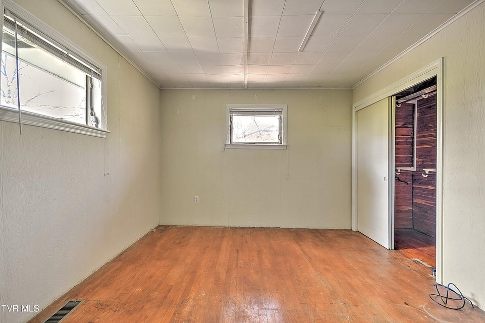 Photo #18: 4148 Skyland Drive