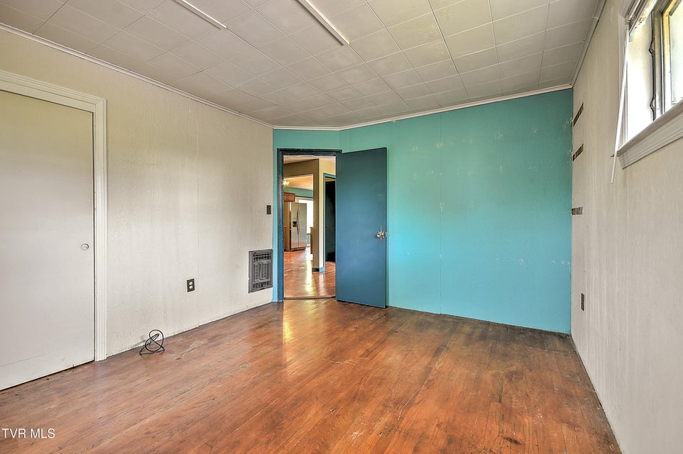 Photo #19: 4148 Skyland Drive