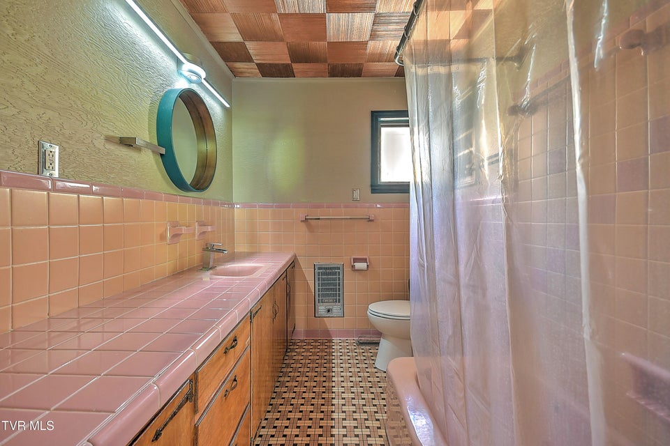 Photo #21: 4148 Skyland Drive