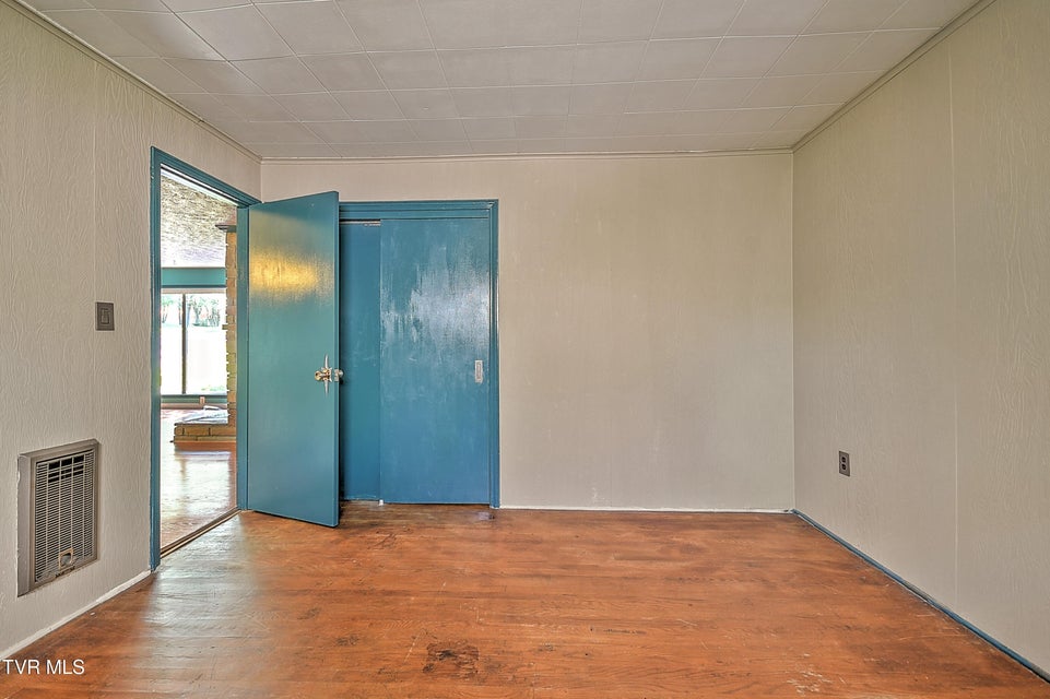 Photo #26: 4148 Skyland Drive