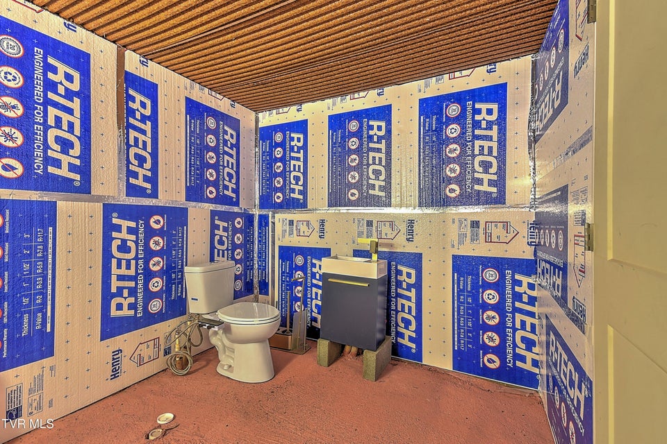 Photo #27: 4148 Skyland Drive