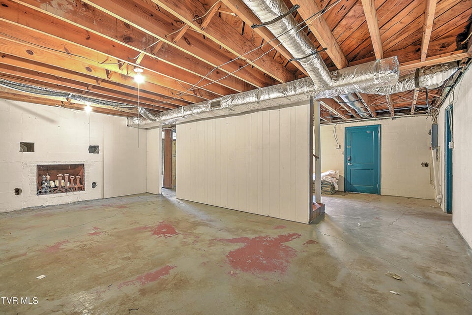 Photo #34: 4148 Skyland Drive