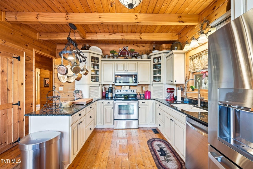 Photo #22: 625 Goods Drive