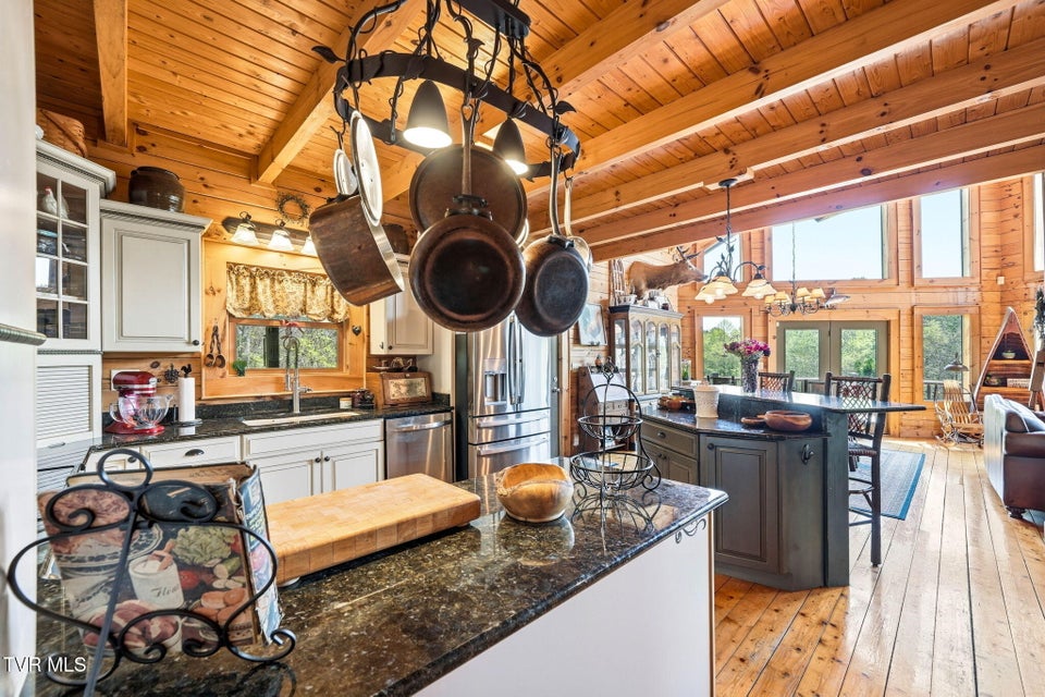 Photo #23: 625 Goods Drive