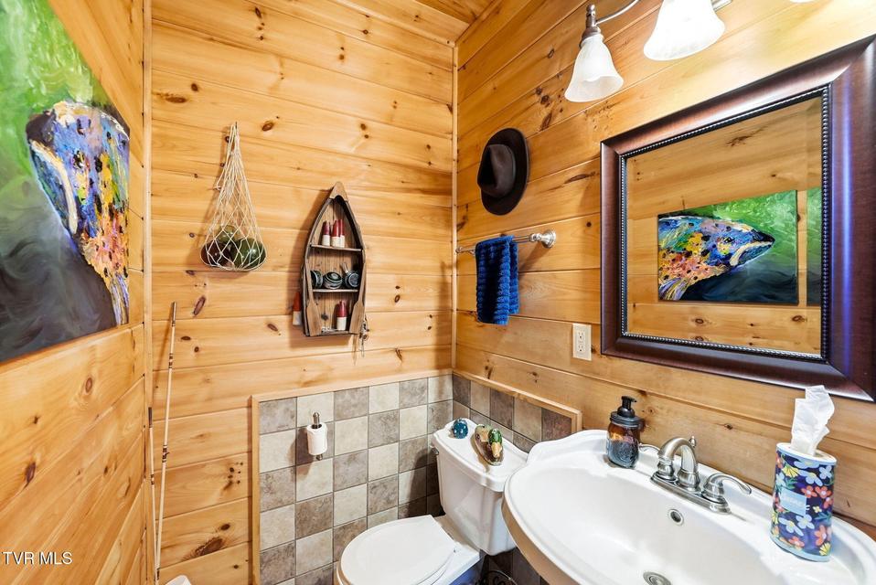 Photo #26: 625 Goods Drive