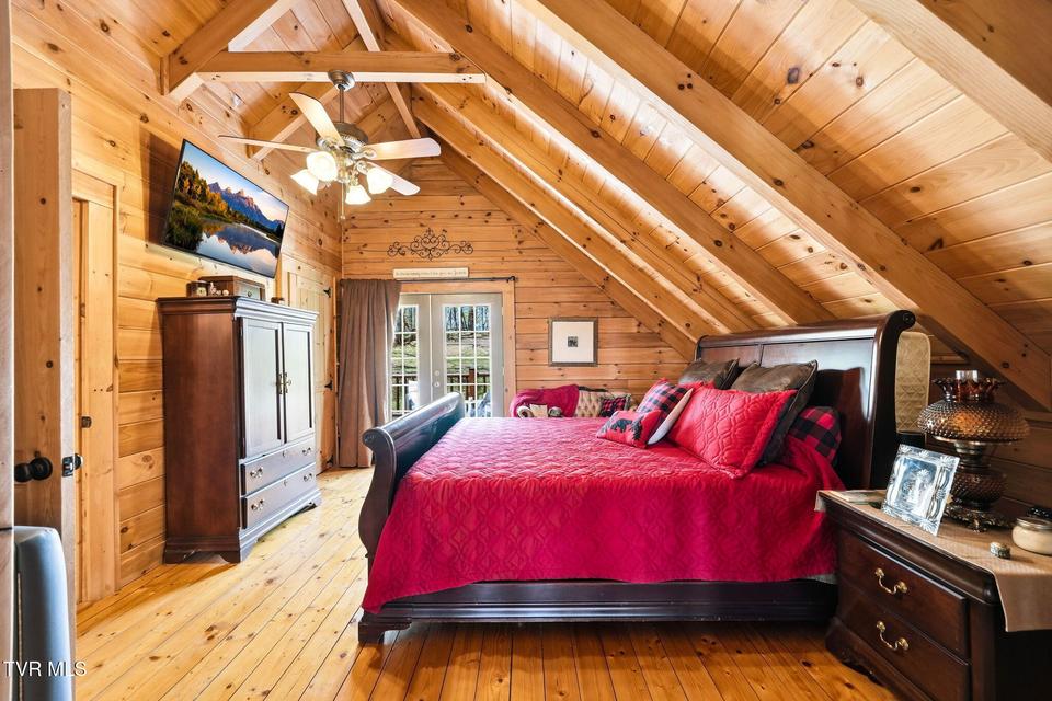 Photo #29: 625 Goods Drive