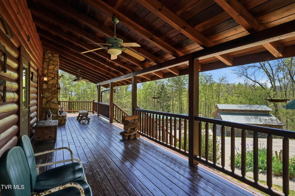 Photo #42: 625 Goods Drive