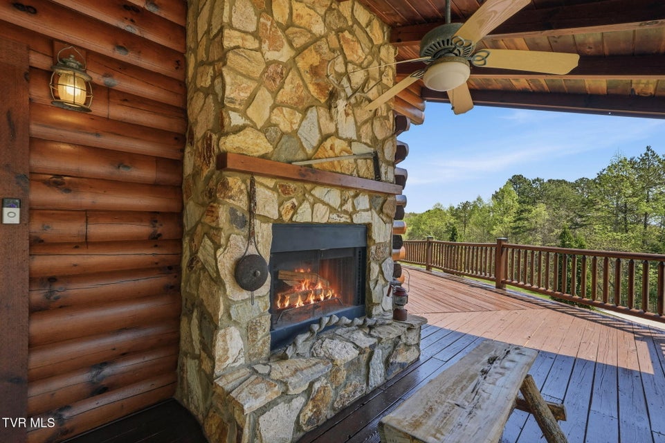 Photo #45: 625 Goods Drive