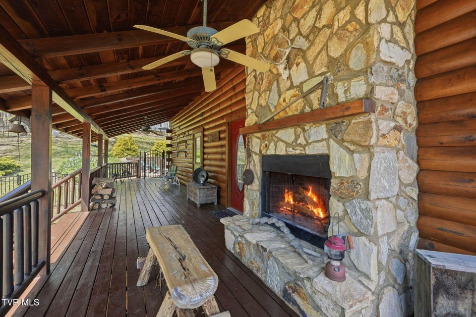 Photo #46: 625 Goods Drive