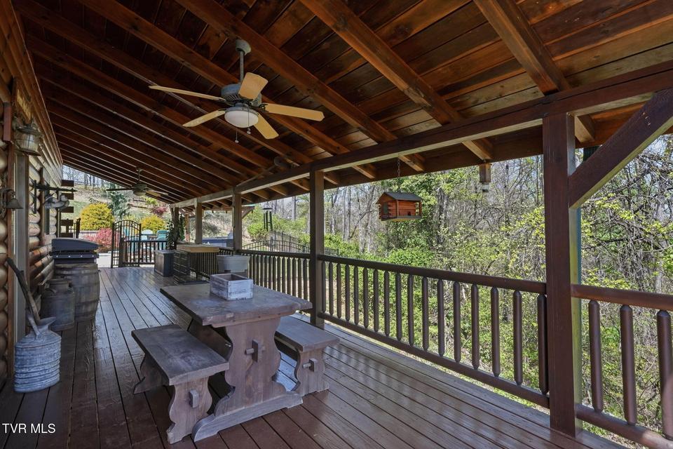 Photo #47: 625 Goods Drive