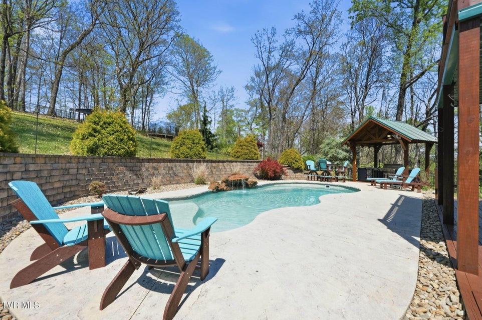 Photo #51: 625 Goods Drive