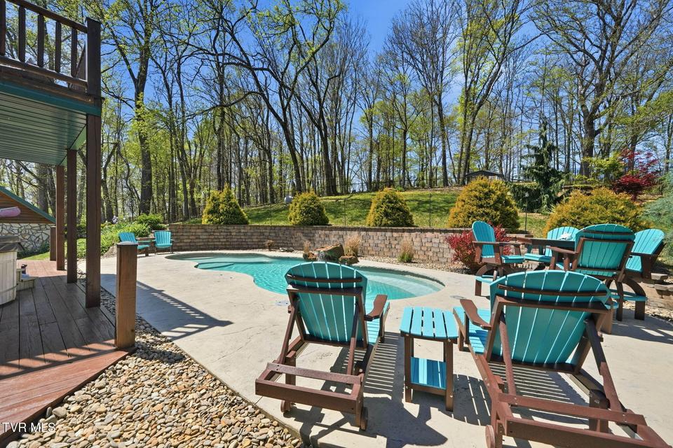 Photo #52: 625 Goods Drive