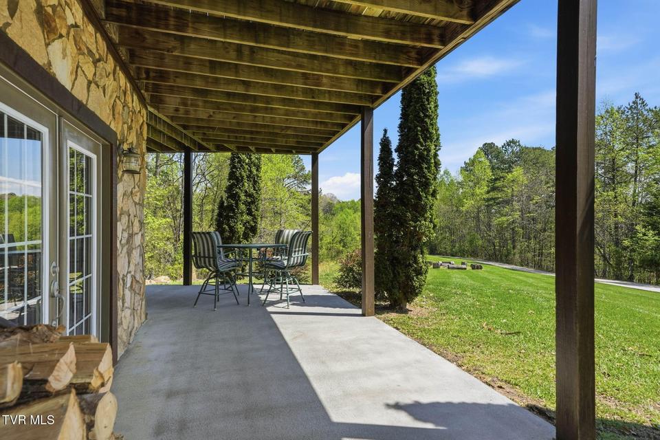 Photo #65: 625 Goods Drive