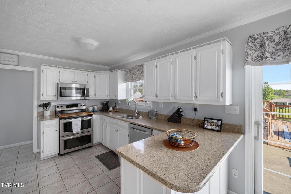 Photo #18: 160 Deerchase Lane