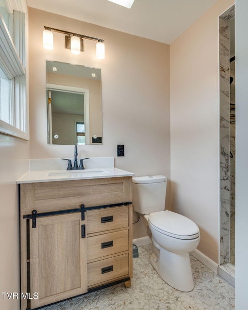 Photo #25: 812 Mimosa Drive