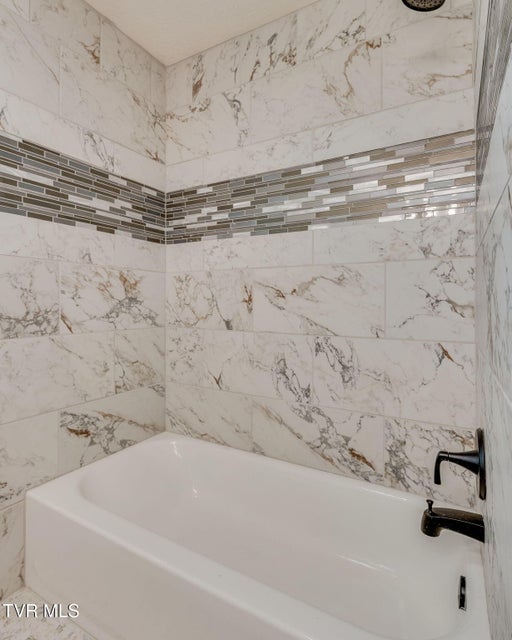 Photo #31: 812 Mimosa Drive