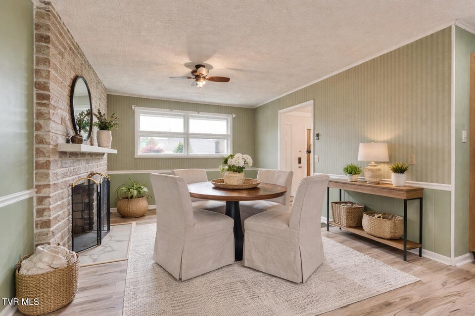 Photo #13: 812 Mimosa Drive